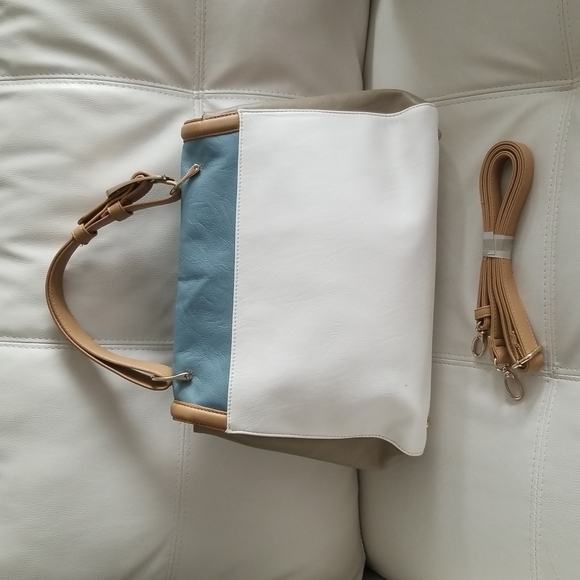 Simon Chang blue/white/tan color block purse - Picture 2 of 6